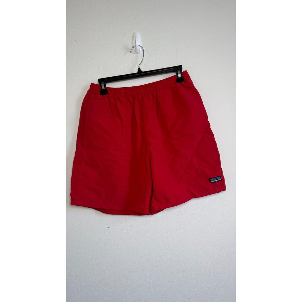 Patagonia Baggies Shorts Men Medium Red Nylon Outdoor Hiking Swim 5 Inch